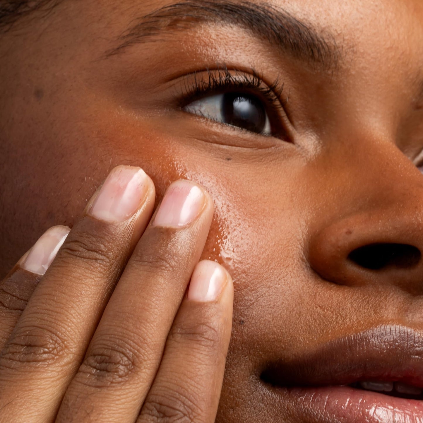 Organic Jojoba Oil 32 oz, 100% Pure | Bulk, Natural Cold Pressed Unrefined Hexane Free Oil for Hair & Face